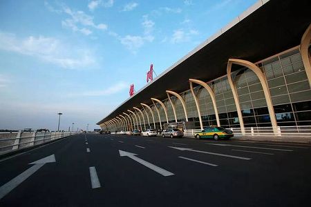 zefc366669a78d8669dfc4feaec69dfdf 銀川空港に宇宙船そっくりの「カプセル」ホテル登場 寧夏