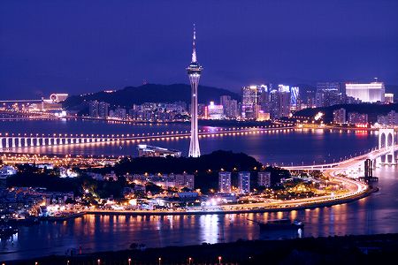 z037dcf62065bae8064ad21178b0ccf6f 習近平国家主席が澳門地区に到着