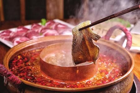 z4a45fb3e58db4968221b395ad4e32944 冬の食事、「アツアツの食物や飲物の摂りすぎ」はNG