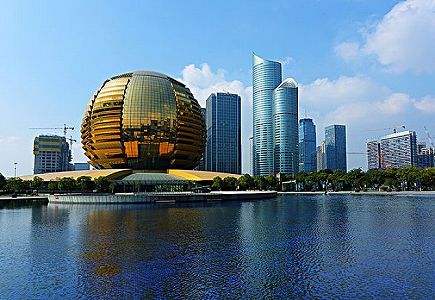 z0bb898400243e8bcd875e2caddd2b3ee 感染防止期間も働く人々に無料でフード提供する無人スタンド　杭州市