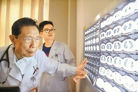 zfddffffc007da5259e5d5bd21927ad50 鐘南山院士、「新型コロナは人体内で生存しやすい状態に変異した」