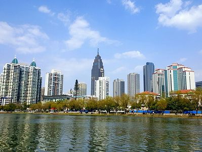 z7fe13d87e4e618467fff26f958511c29 封鎖解除から1ヶ月、活気が戻った武漢市