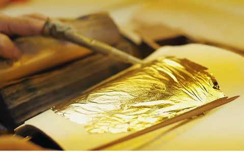 薄さと上質な輝きが特徴の南京金箔 z56fbd4bb90a1596bafa7aad3fc375b01 薄さと上質な輝きが特徴の南京金箔