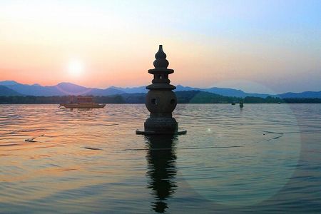 z8cca13824a88b4625c347732449d946f 杭州西湖でもご当地アイス発売！名所や伝説モチーフに　浙江省