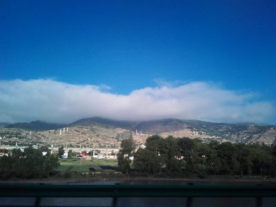 z022613ea0a60f0f4eaa231f3db08f6c3 リアルな彫刻が施された重さ1トンの「紅楼夢硯」　甘粛省