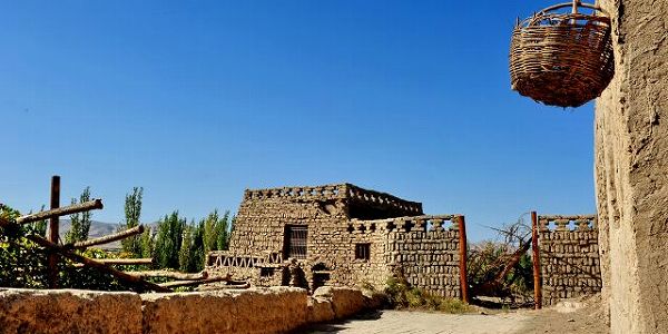 新疆維吾爾自治区の学校登校再開が延期 9月1日からオンライン授業 z3677c8b9ccfc20d995366dcf310b8f02 新疆維吾爾自治区の学校登校再開が延期 9月1日からオンライン授業