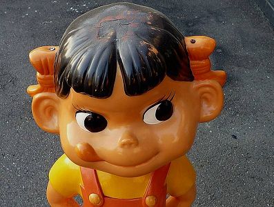 z98df07a6d43334e14b324e0dfb5b2fca 不二家のペコちゃんポコちゃん、上海に出現！中国初のポップアップストア