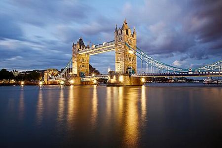 z866534c2978e37fd3615ebbfd0f56651 ガレージで発見した乾隆年製の酒壺の値段は約5300万円なり！英国