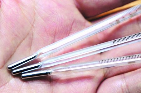 zcf2fa02f79ba433b2bd52eb0fc74c941 中国、2026年から水銀体温計・血圧計の生産全面禁止へ