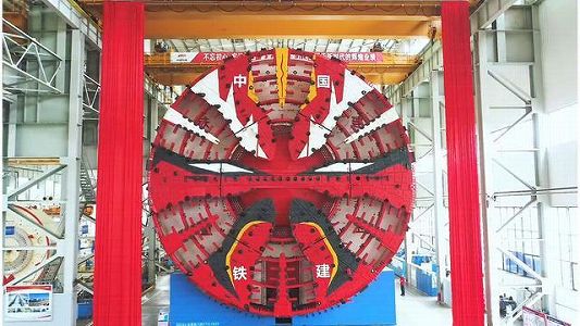 zd2edf89942d0acdb1085c736ccf6dcac 関羽が地面を掘り進む！中国で最大規模の国産TMB完成