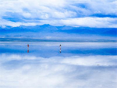 zeec6bda6664f87936d9a4ae3f78aada7 中国でもできる！プカプカ浮遊する「死海」体験　四川省遂寧