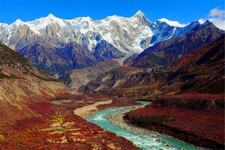 z20979025e7bef117b06f39ee21b44470 世界最大の峡谷で「中国で最も美しい山の峰」を鑑賞