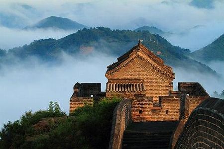 z212f58562df7db64e65374daf49f4d05 美しい！金山嶺長城に初雪　河北省