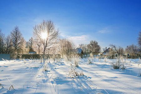 z2804f5d5c6da52445a9da2caaa3962c6 大学生189人が雪の上に巨大な「白衣の天使」絵を制作　吉林省長春市