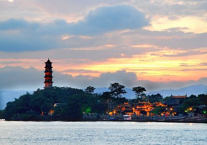 中国国内外の「ネットの達人」が、浙江省温州市の江心嶼を満喫 z79c990345420a15a33bcf9e71739ad3f 中国国内外の「ネットの達人」が、浙江省温州市の江心嶼を満喫