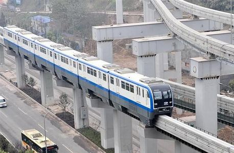 z50ee4afebd7a1d36b3dfff44d4810f51 中国国内で最速の跨座式モノレールが正式運用へ　山東省青島市