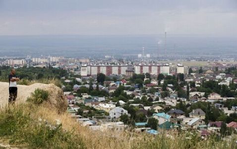 zf55de24c0257881935eb08b27528e9ef キルギスタンで「民族風」マスクが人気に