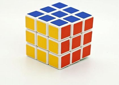 z5060037603058f29da37e1a06ca8ab5e 65歳のルービックキューブおばあちゃん、検定試験に合格