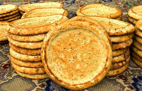 z88559134feef71bfaaed88323c7db7c4 新疆維吾爾自治区のソウルフード「ナン」