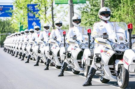 zc7c96371d422108a5dd531066c3995aa 中華一のバイク隊と呼ばれる国賓護衛隊とは？