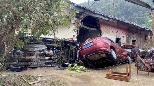 zed8ccc3677213c7100251433763cf77d 湖北省随州市柳林鎮に豪雨　住民8千人が被災