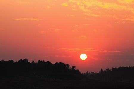 z38bf124c1b0e9976f53f7a522222ea96 北京市に朝焼けの絶景　11月9日は最高気温が9度まで上がる予想