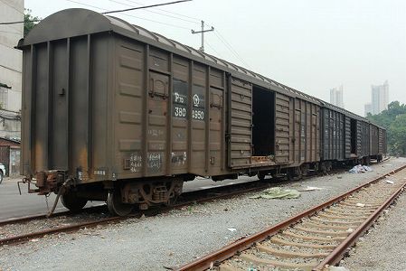 z3d1c2d29e3d71db137494fb22ed17cbc 中国で最も長い編成の列車　12分に1本運行