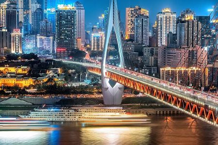 zd588ad92f2506f6f0097f6dac4c12042 ちびっ子「鉄道警察官」現れる！　重慶市