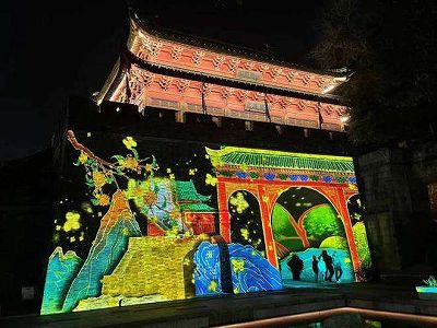 zb375b4532bfc7d784746269cec418c30 杭州市の夜を彩り、アジア大会を歓迎する鼓楼ライトアップショー　