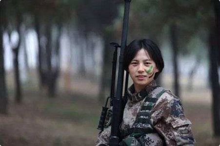 美しすぎる「狙撃王」が軍に復帰 z9fc5241c237f5c12e06069b13bb66a44 美しすぎる「狙撃王」が軍に復帰