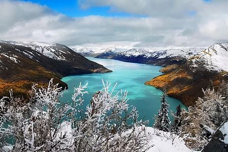 z777a606f1117130797714655486609c3 絵のように美しい「喀納斯湖」の風景　新疆維吾爾自治区