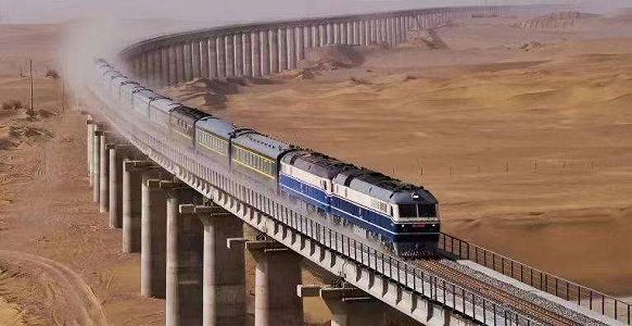 世界初の砂漠鉄道環状線 和若鉄道が開通 zba3924e343bd403183310952f25ae81a 世界初の砂漠鉄道環状線 和若鉄道が開通