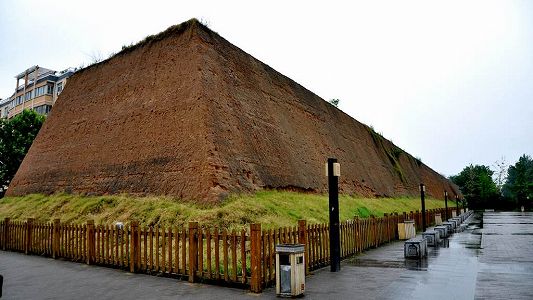 zcd0d27a4af2b7e37920489aca088614f 河南省鄭州商城遺跡から殷時代の黄金マスクが出土