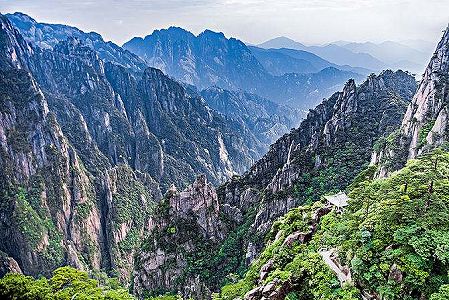 zcd8a39c7cd0b33861527cb5e017eba2f 習近平総書記が二人の「中国の善人」に返信