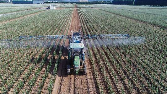 zeaa39137f4df597297f1935457b04c53 国家級種苗生産大県を訪ねて　海南省