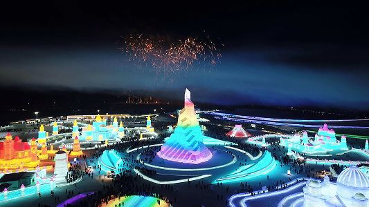 ze008ac502dd3434838ea8d7b441e717d 哈爾浜氷雪大世界で貯蔵していた4万立方メートルの氷の使用を開始　