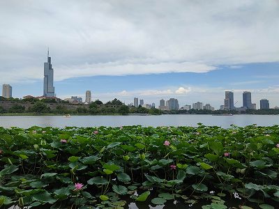 とにかく暑い!北京市で初の3日連続40度超え! z5ba92ff2824568aa890415e5c5d104cd とにかく暑い!北京市で初の3日連続40度超え!