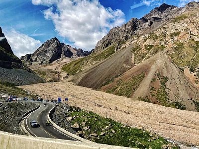 「一日で四季を観光」できる独庫公路の通行が再開 新疆維吾爾自治区 z993d9e421ca90285a3dec260ef22c11c 「一日で四季を観光」できる独庫公路の通行が再開 新疆維吾爾自治区