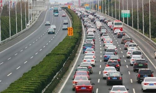 中秋節+国慶節8連休 中国全土高速道路が無料開放 zacd30c5dc8e626ff2b4014db7a515d53 中秋節+国慶節8連休 中国全土高速道路が無料開放