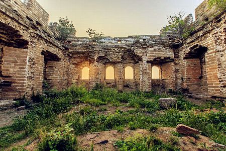 z2f387eb98303d21b3b6c77d09ae2cfd4 万里の長城の麓にある写真愛好家が集まる村