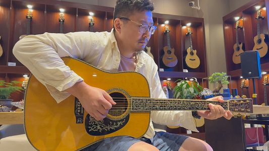 z016958574ccf3eb790c0f4fb16472fb9 「ギター博物館」がオープン！逸品のギター500本以上を収蔵　四川省