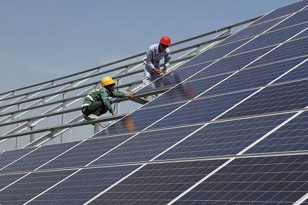 z043ddb94de88c2e17d5472c501d6c3fd 家庭用太陽光発電機の設備容量が1億kWを突破