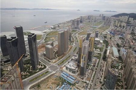 zb5bd046fbdab23a1 無形文化遺産に新たな生命を吹き込む工房　山東省日照市