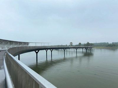 ze87cc2a52baac3ff 上海市と江蘇省蘇州市を結ぶ元蕩慢行橋が人気スポットに