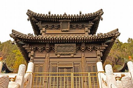 z6f509b187e9591e5 頤和園から海外に流出した宝雲閣の銅製窓枠が「帰宅」　北京市