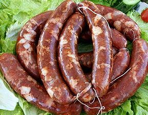 zf0e21625257769be 春節の香り？腸詰め作りがピークに　重慶市