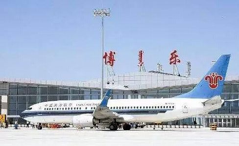 z9233481e1d943f2d 三線以下都市の空港利用者が春節期間中に急増