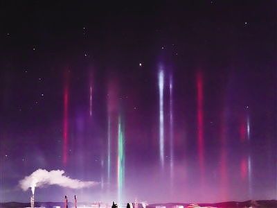 z2296631d5caa0065 内蒙古自治区呼倫貝爾で「ライトピラー」発生