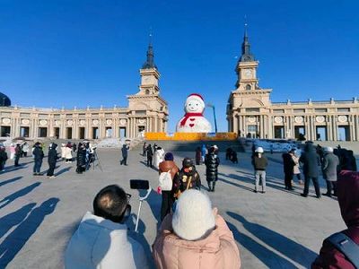 z6cc13345fb8dab4a 春が訪れた哈爾浜の街並み　黒竜江省