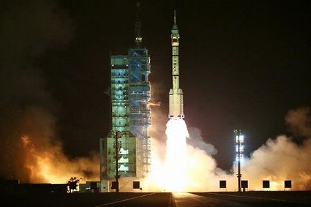 zcdba4df15c6fdfb0 「神舟18号」の宇宙飛行士、2回目の船外活動を完了